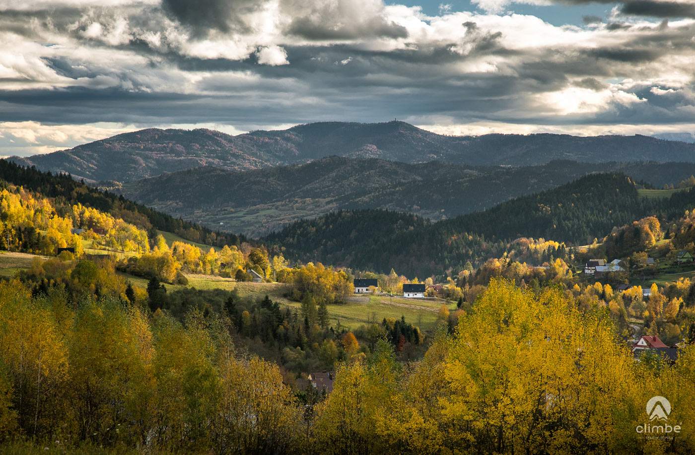 Skiełek. Widok na okoliczny Beskid Wyspowy. Korona Beskidu Wyspowego