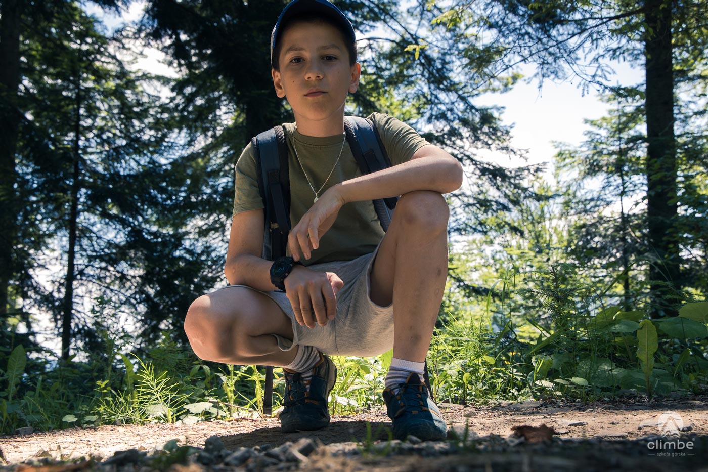 Tymon w drodze na Jasień. Korona Beskidu Wyspowego. BEskid Wyspowy