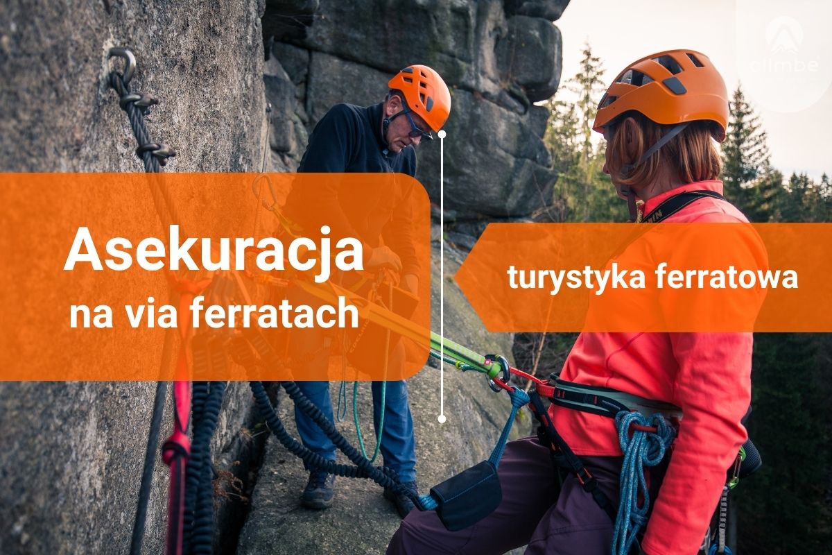 Asekuracja na via ferratach w terenie górskim. Autoasekuracja via ferrata z lonżą na via ferraty. Wspinacz na via ferracie w ekspozycji górskiej.